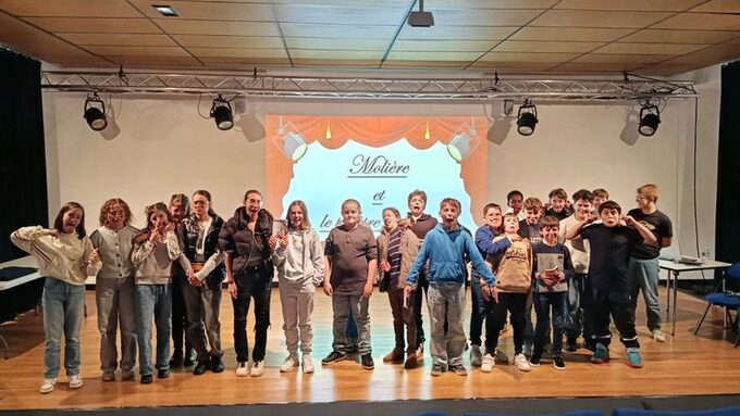 Genre théâtral 5ème